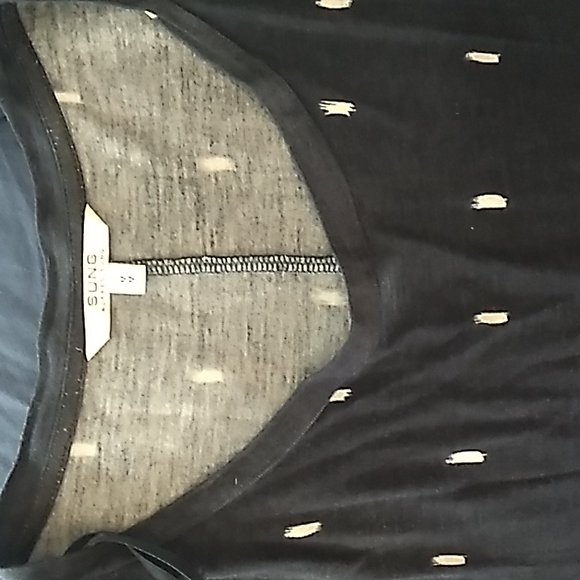 (3/$30) Navy Blue Patterned Tee - Picture 3 of 6